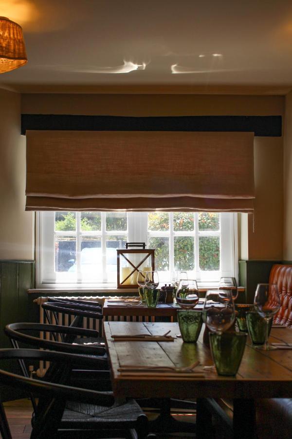 The Kings Head Hotel Whiteparish Luaran gambar