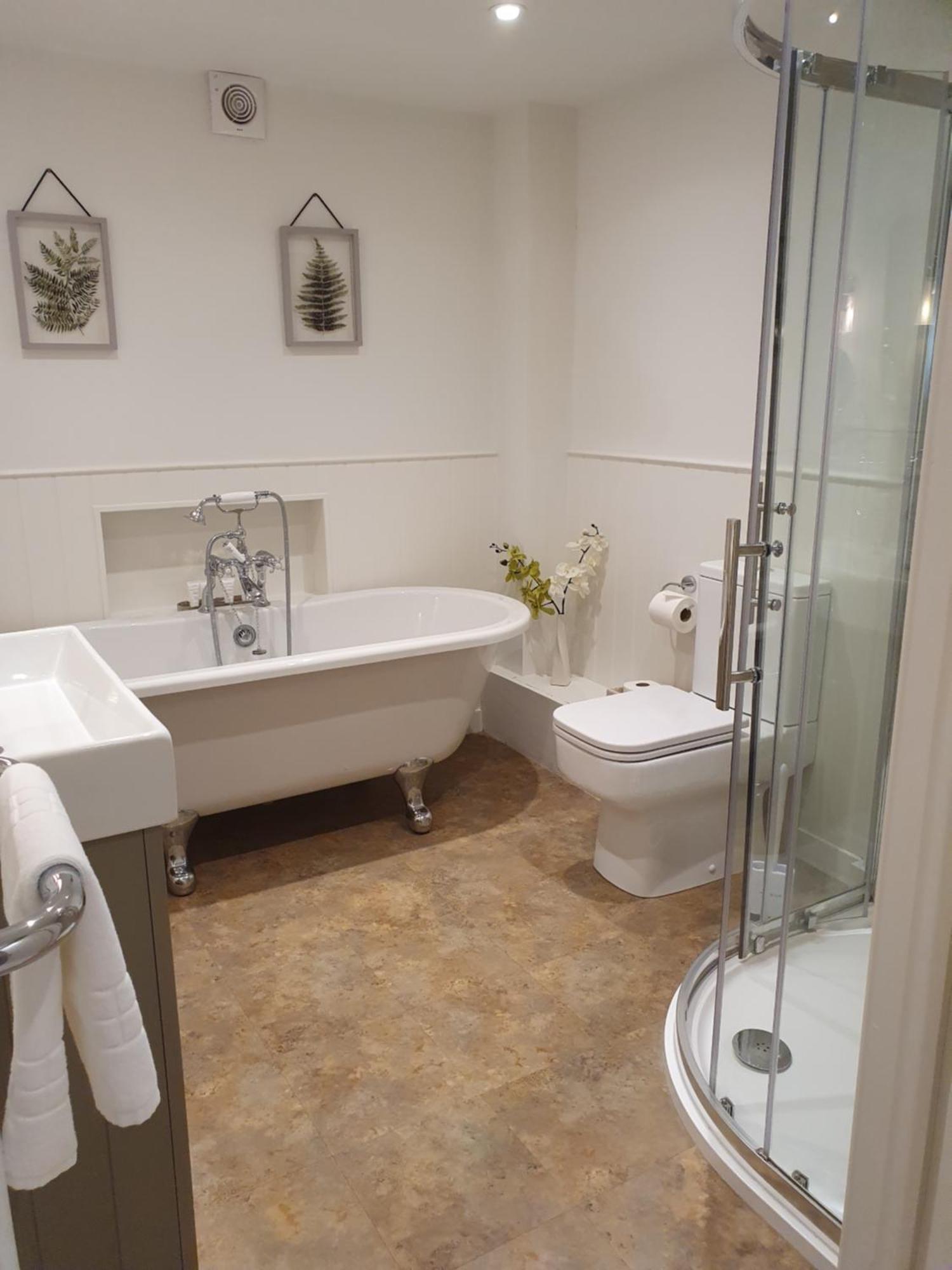 The Kings Head Hotel Whiteparish Luaran gambar