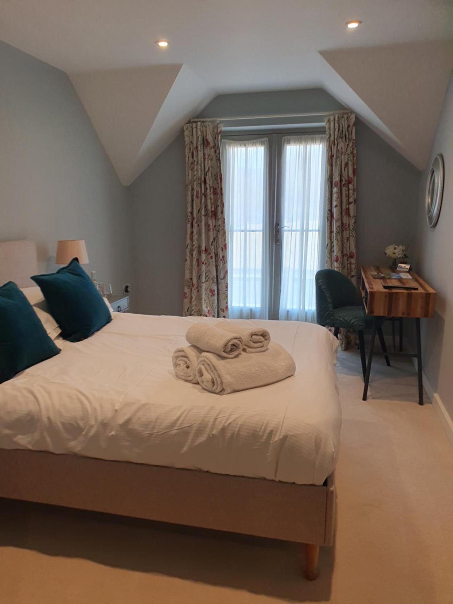 The Kings Head Hotel Whiteparish Luaran gambar