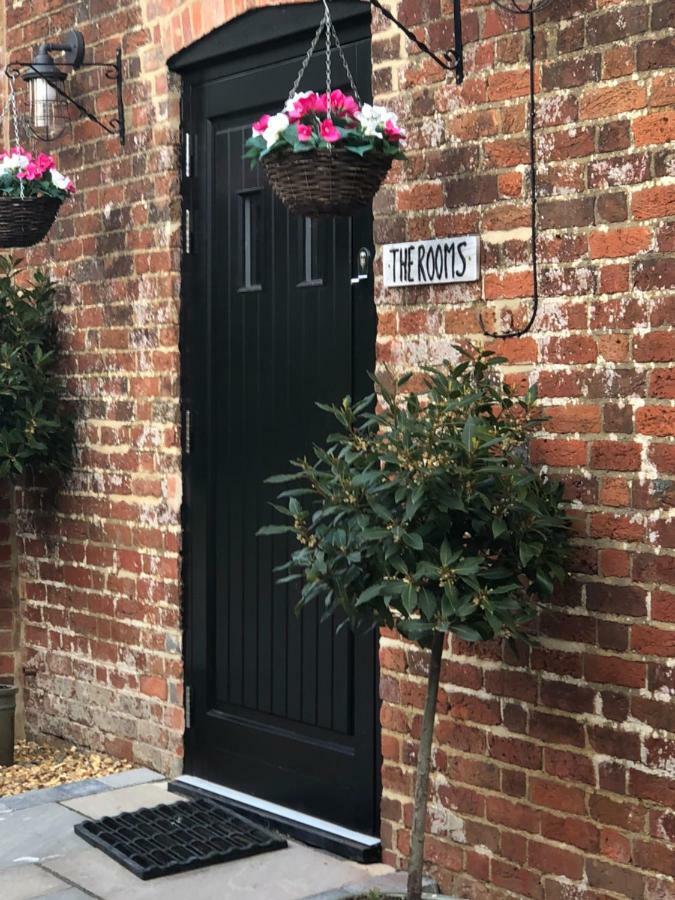 The Kings Head Hotel Whiteparish Luaran gambar